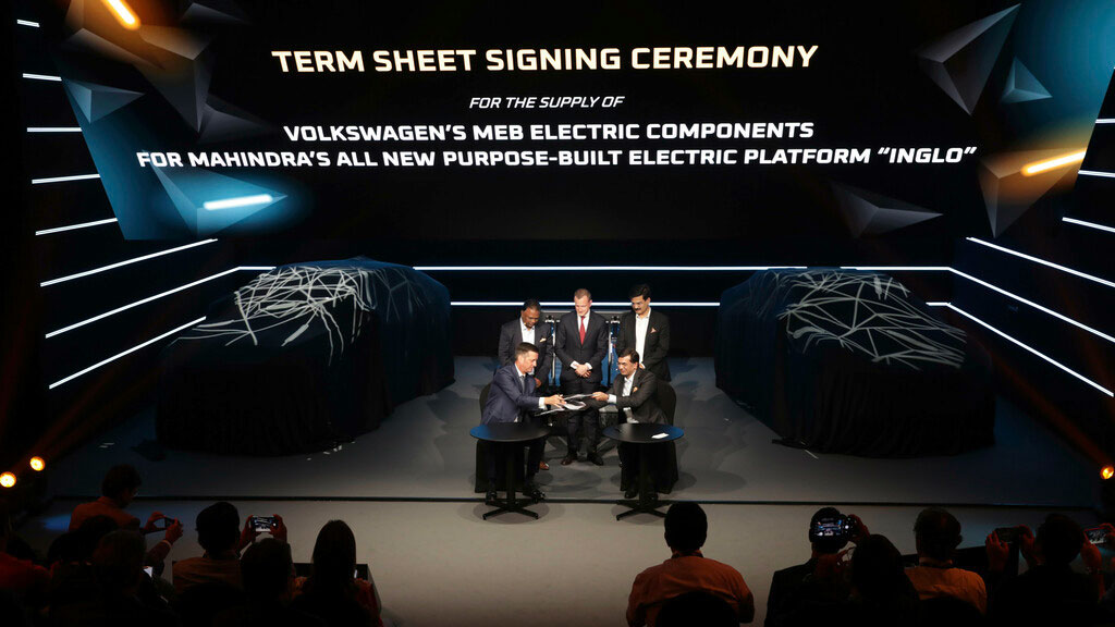 Mahindra and Volkswagen Explore Strategic Alliance to Accelerate Electrification of Indian Automotive Market