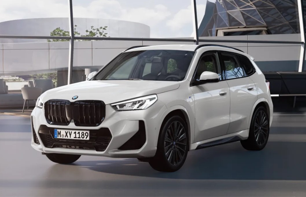 2023 BMW X1 xDrive23d With 20-Inch Individual Wheels Stars In Video