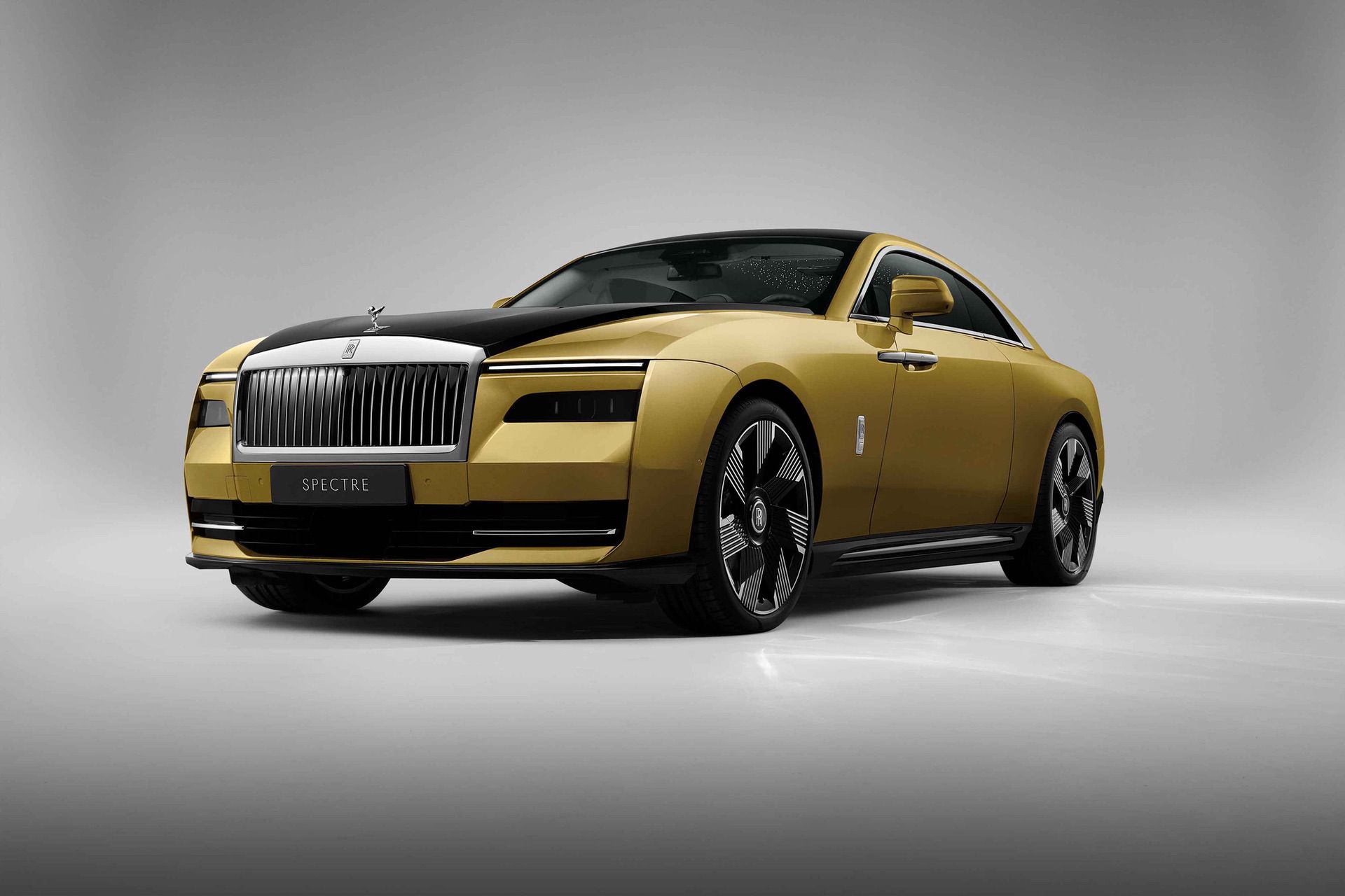 Rolls-Royce Had 300+ Spectre Orders In The US Before The EV's Debut
