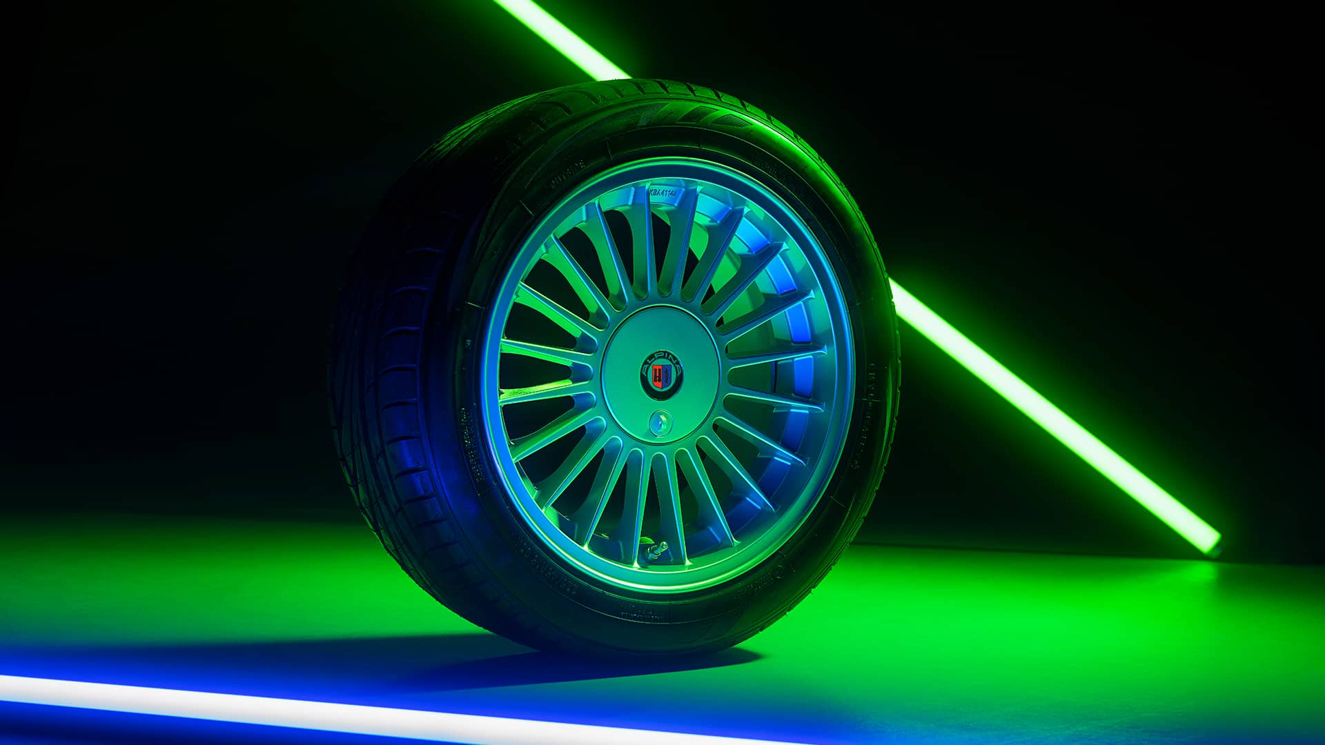 ALPINA Brings Back The Original 20-Spoke Wheel Design