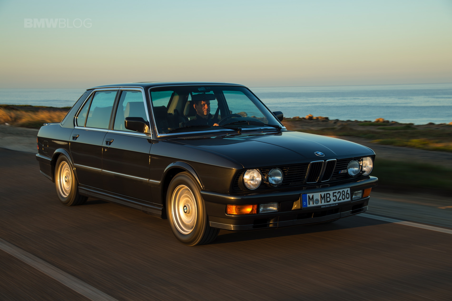 BMW M5 E28 Still Going Strong After 233,000 Miles, Current Owner Bought It Back