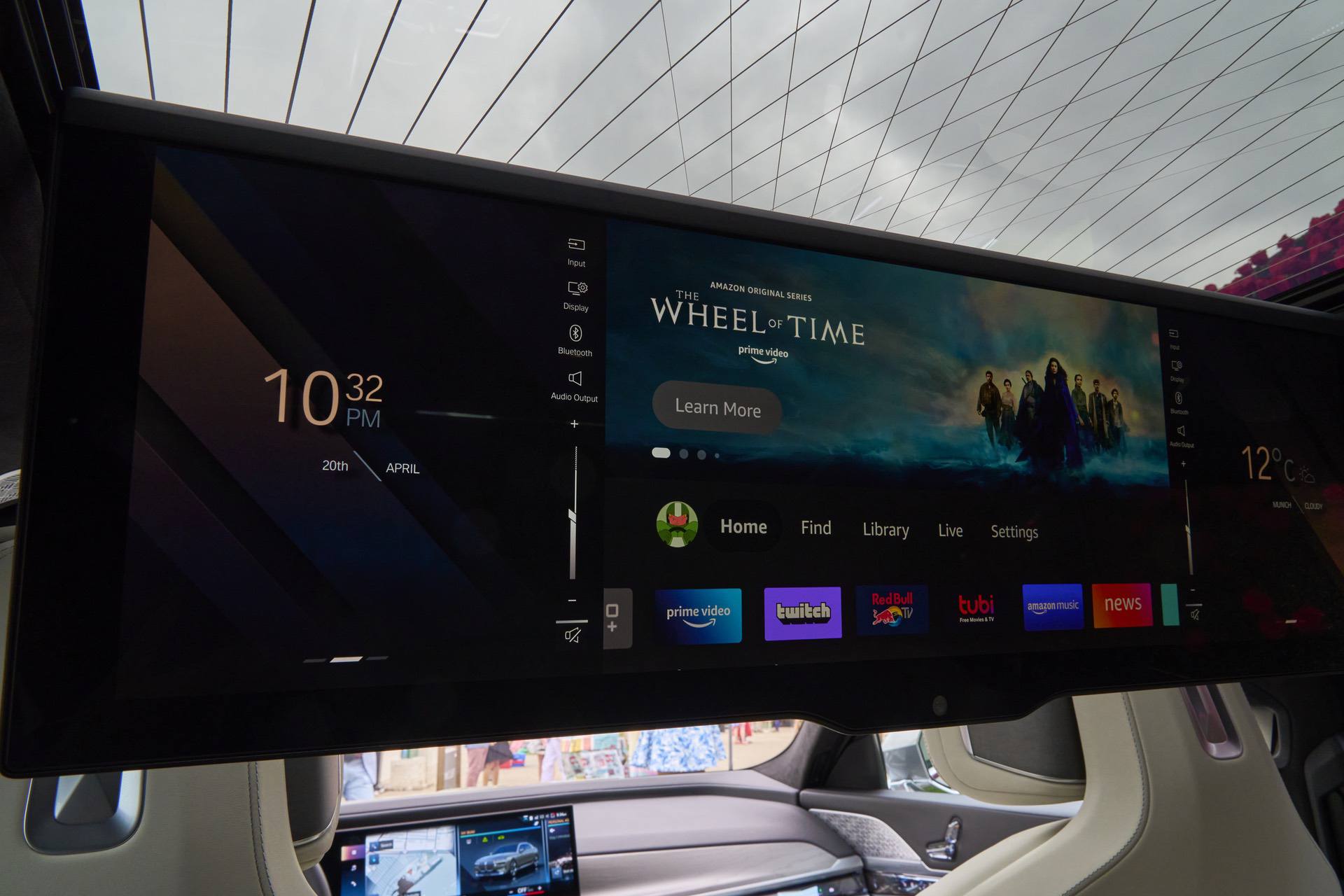 2023 BMW i7 Ad Shows The Electric Sedan As Cinema Substitute