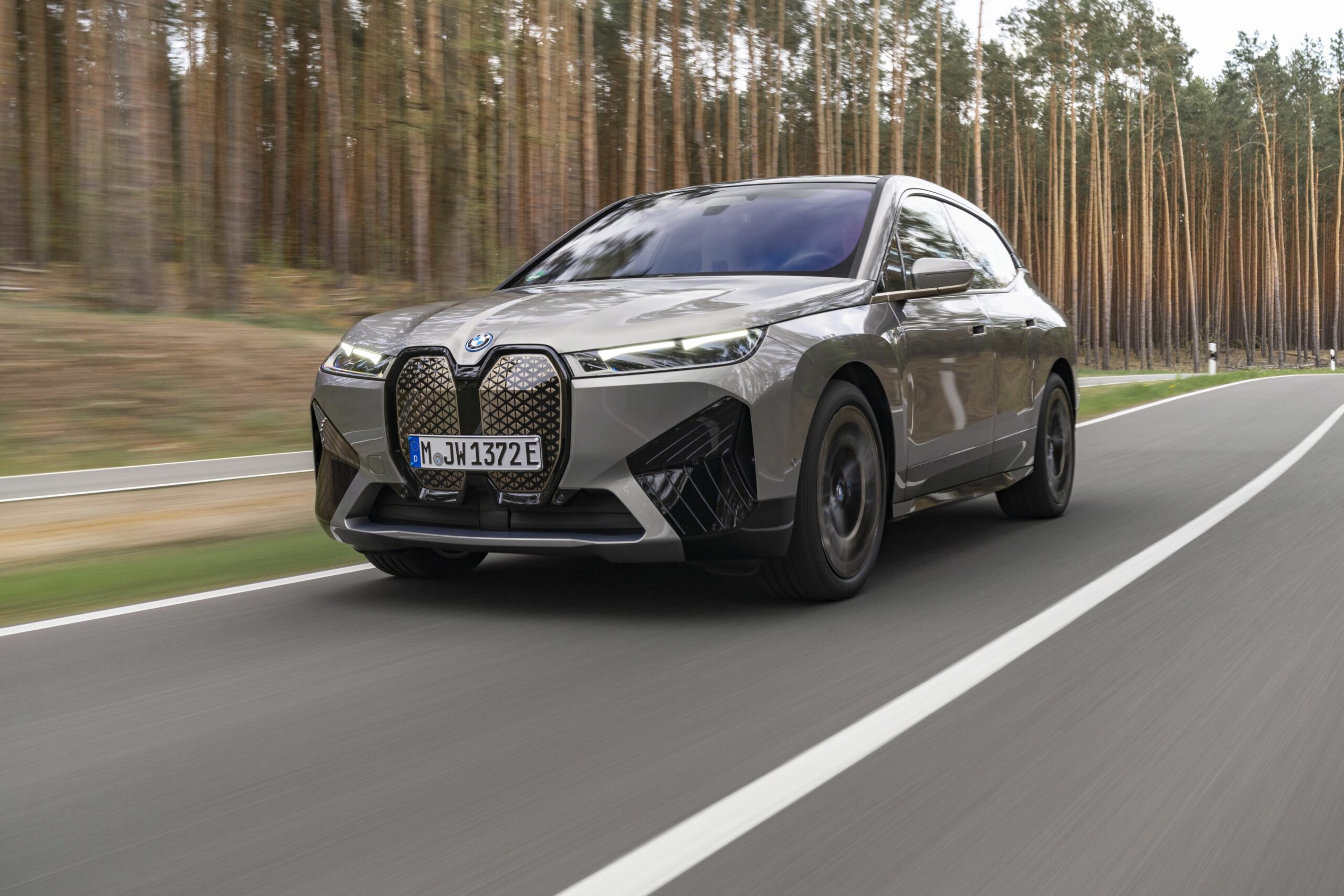 BMW iXM Registered In Germany, But Electric M Isn’t Happening Soon