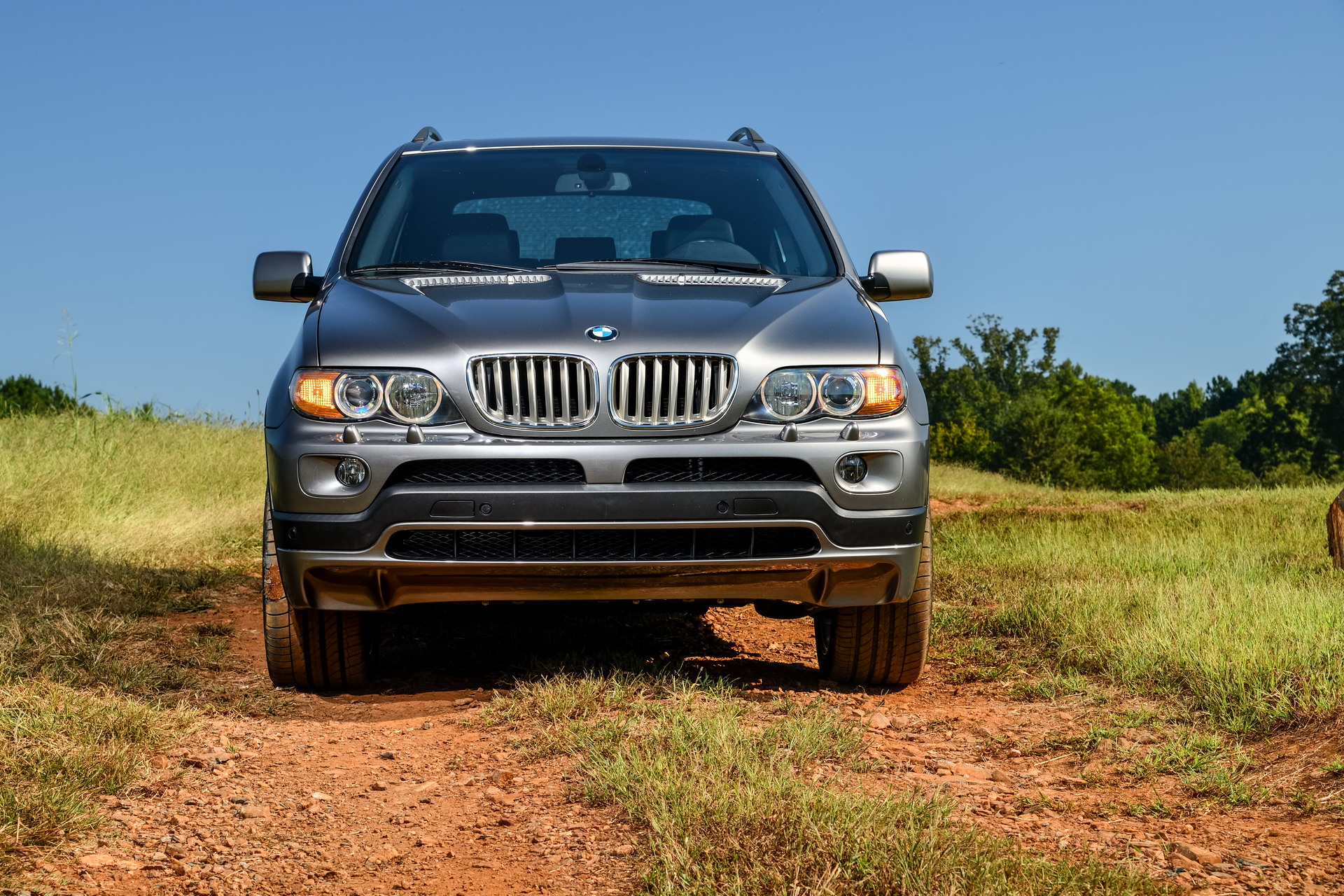 Does it Make Sense to Buy a Cheap E53 BMW X5 V8?