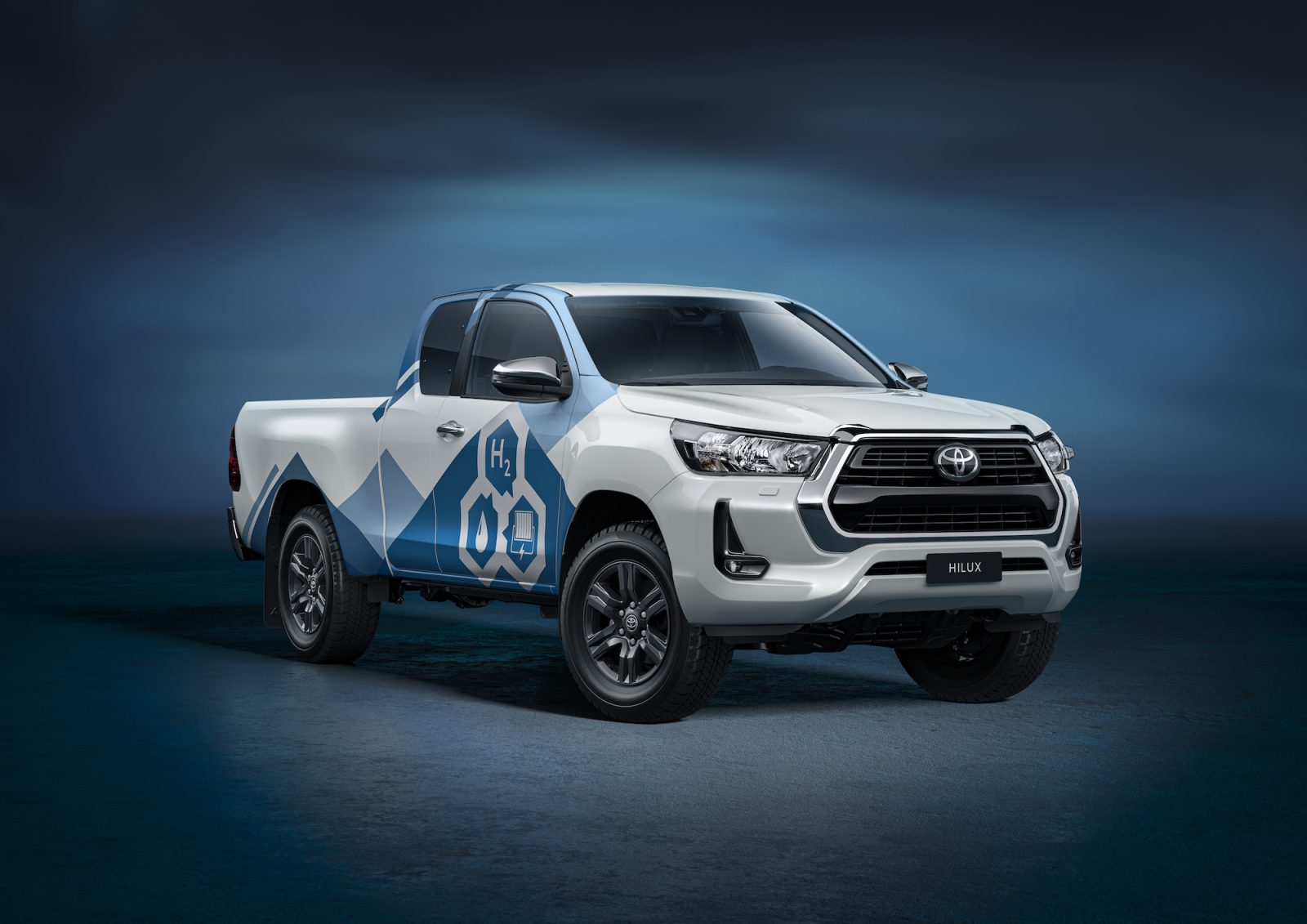 Hydrogen Hilux prototype starts development