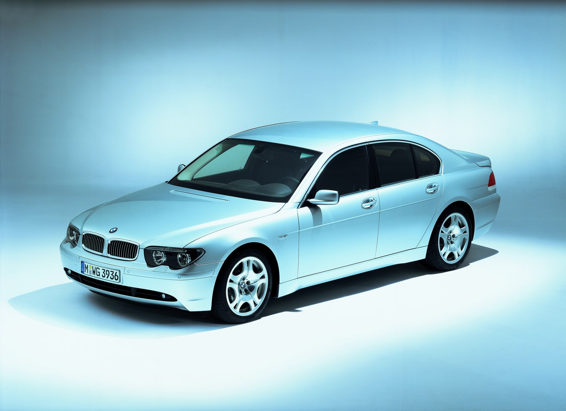 BMW 7 Series E65 Diesel With 500,000+ Kilometers Does Top Speed Run On Autobahn