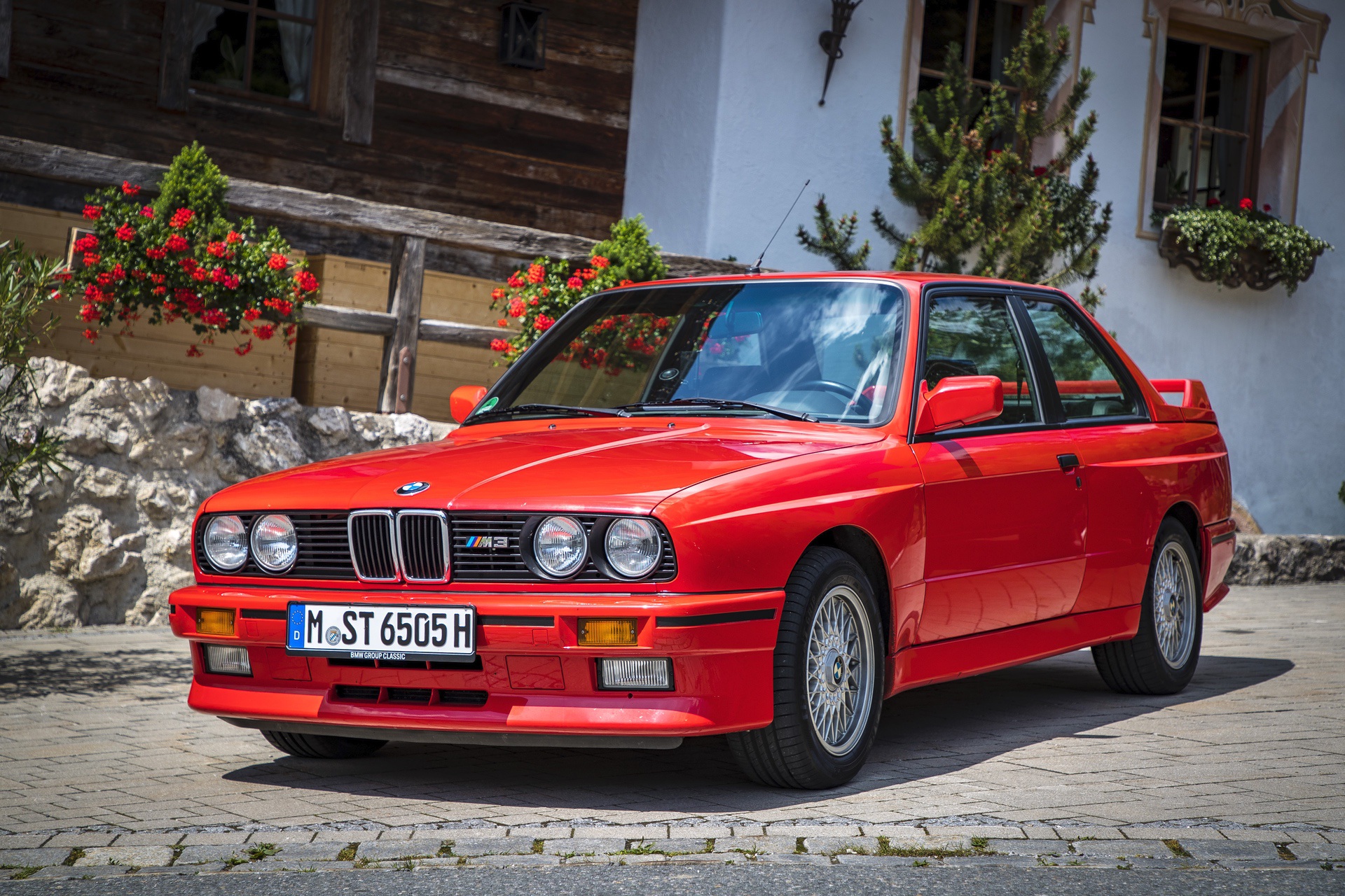 Ultra-Rare BMW M3 E30 Roberto Ravaglia Featured On Video