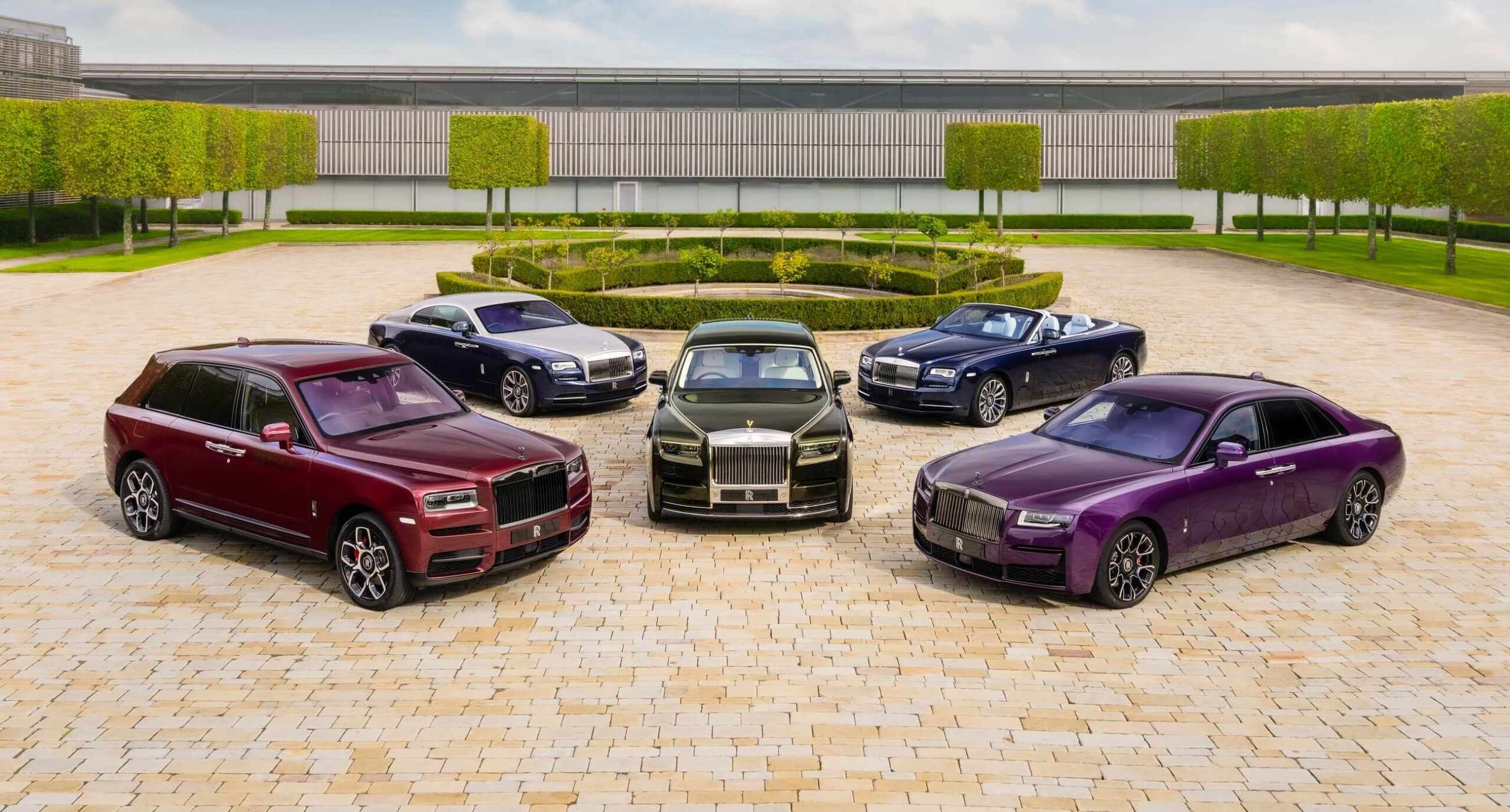 Rolls-Royce Achieved Record Sales In 2022 By Delivering 6,021 Cars